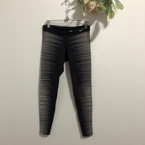 NIKE | Printed Reflective Running Tights - Picture 2 of 16